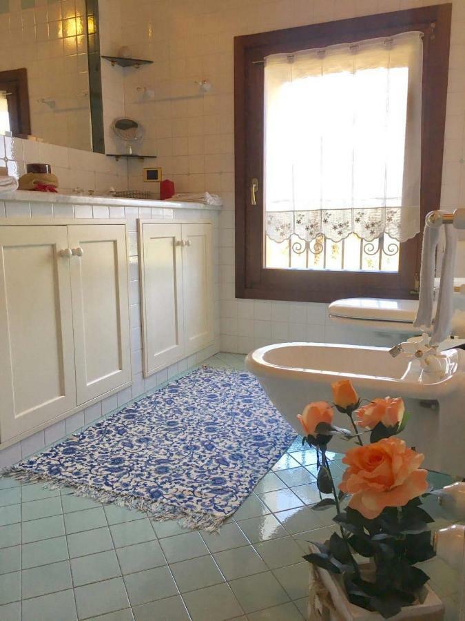 Rosy25 Hotel San Michele  Екстериор снимка